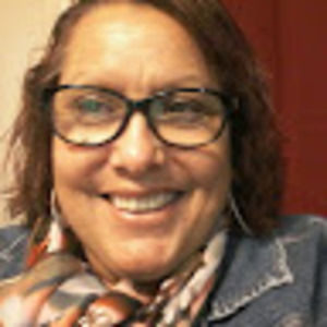 Meet your Posher, Eva